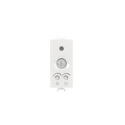 [2CSK235321R1226] IR motion detectorwith twilight sensorfor control andadjustment o
