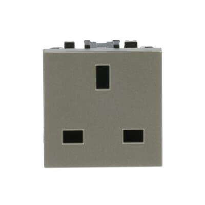 [2CLA223700N1901] British standard socket outlet - 2M - Champagne