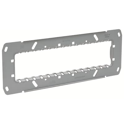 [2CLA277790N1001] Mounting plate for 7 module box